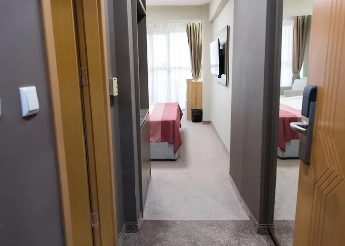 Grand Sunny Sluneční pobřeží