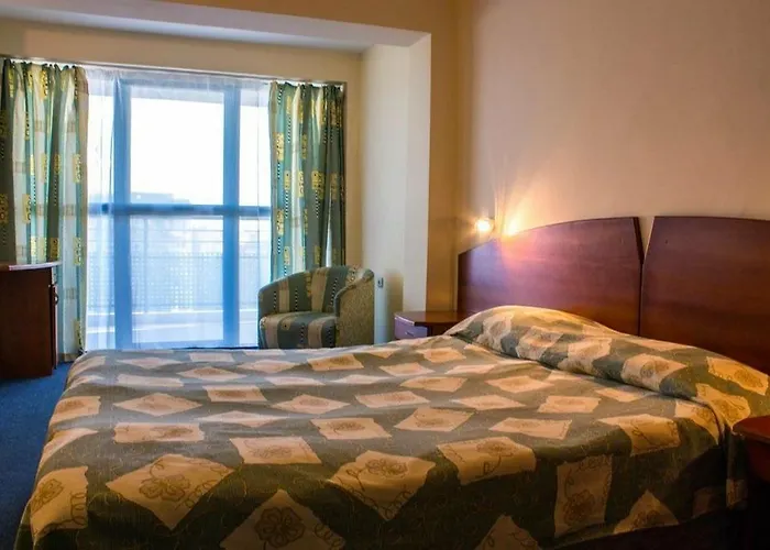 阳光海滩全包酒店 4*