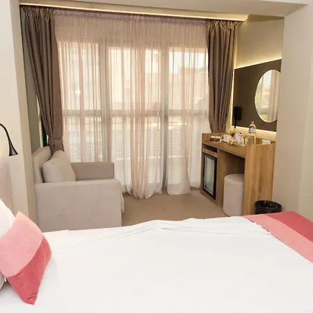 فندق Grand Sunny 4*