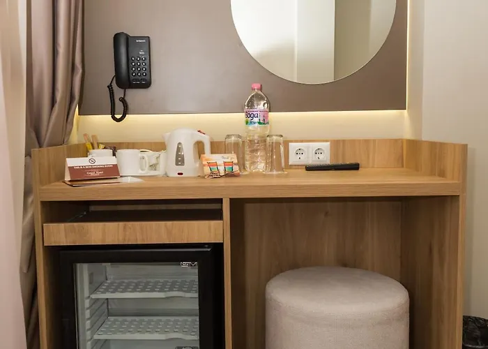 Отель Grand Sunny 4*