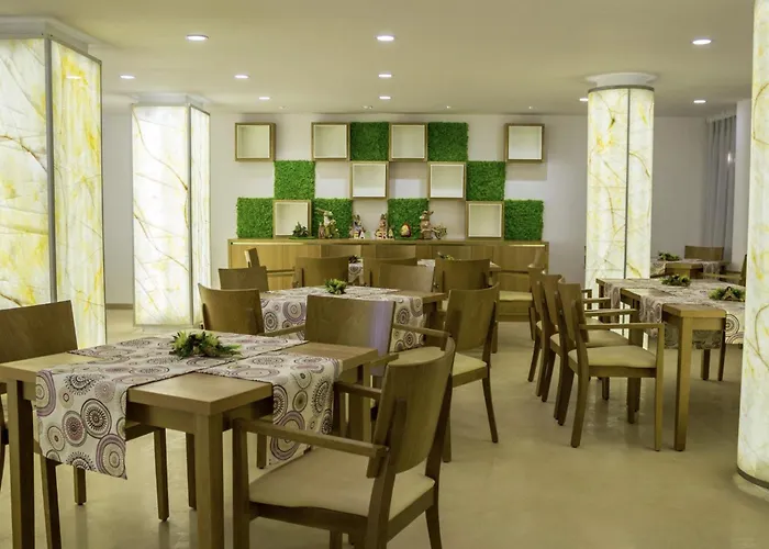 Отель Grand Sunny 4*