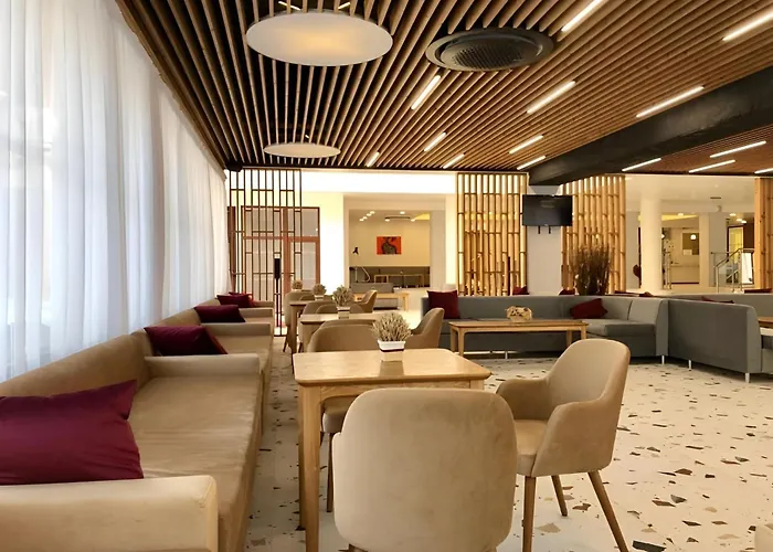 Grand Sunny Hotel